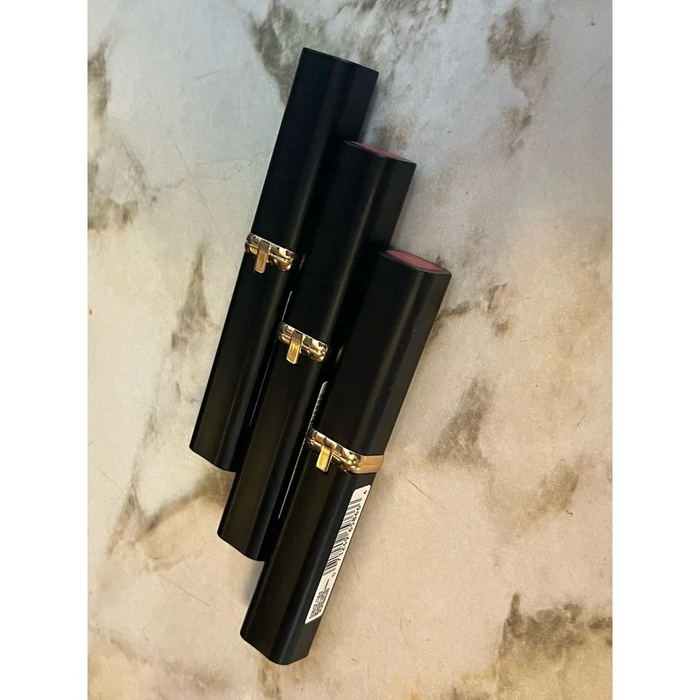 3 L'oreal Colour Riche Intense Volume Matte Lipstick‎ Le Rouge Determination 193